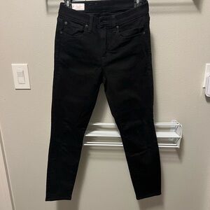 Women's Gap Black Jeans